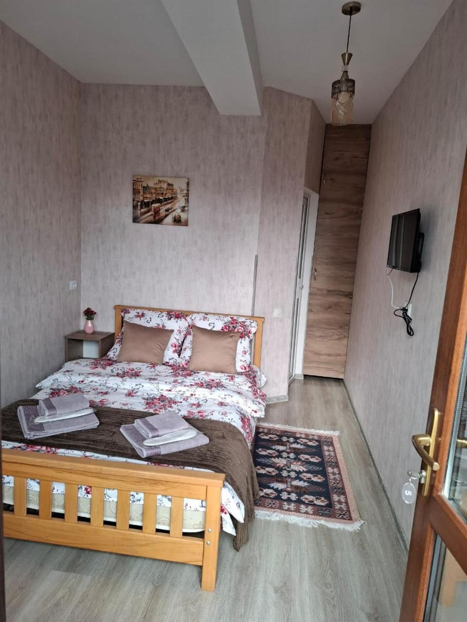 Hotel Tradicia Тбілісі Екстер'єр фото